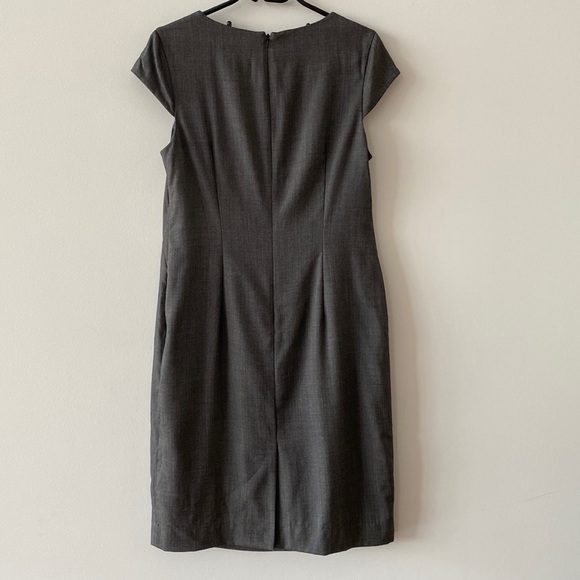 🌺 Sportscraft Signature - 100% Wool Dress 🌺 - Picture 3 of 9